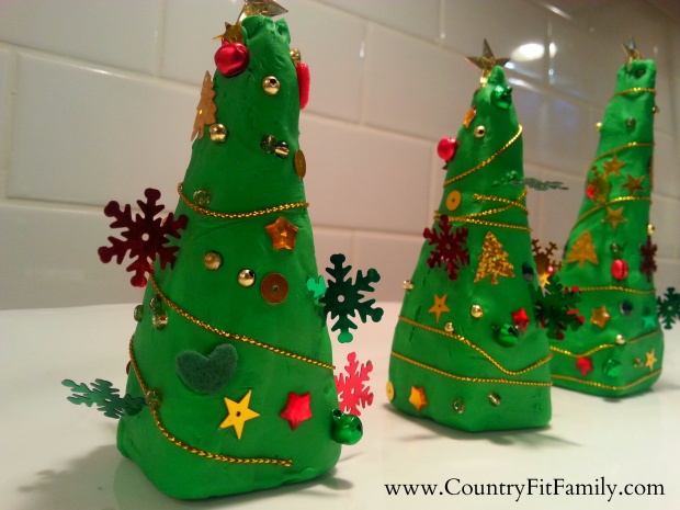 Plasticine-Christmas-Tree