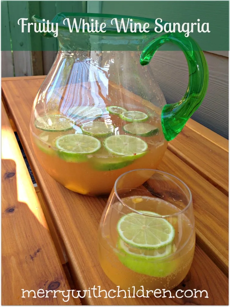 Fruity White Wine Sangria