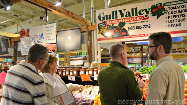 Checking out the Produce at Gull Valley - Merry About Town
