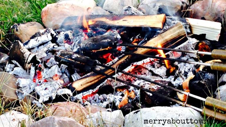 Campfire Pizza