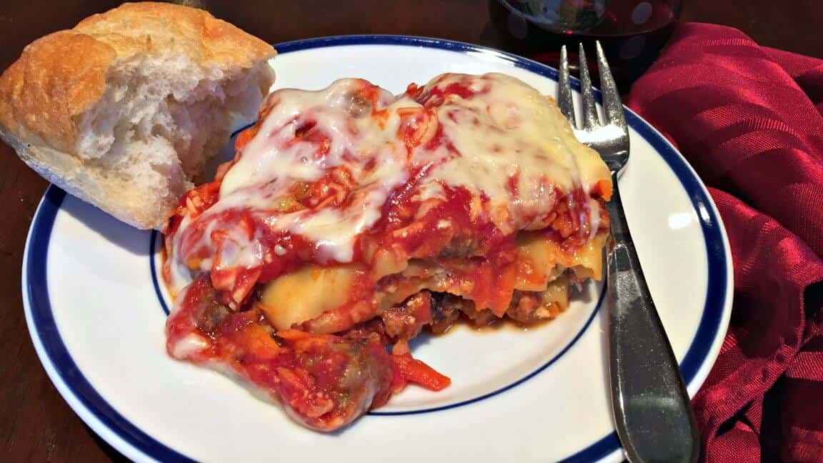 Delicious Crockpot Lasagna
