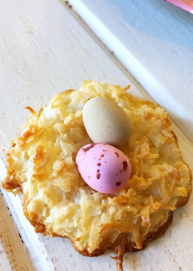 Easter Egg Macaroon Nest