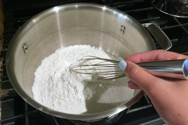 Mixing sugar cornstarch and salt