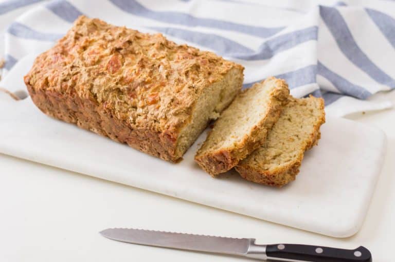 Cheddar Garlic Beer Bread (1)
