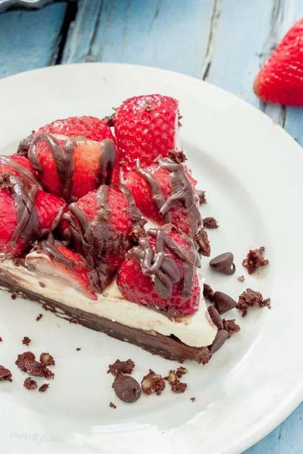 Stawberry-Hazelnut-No-Bake-Cheesecake-recipe-4