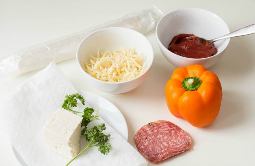 ingredients for puff pastry pizza