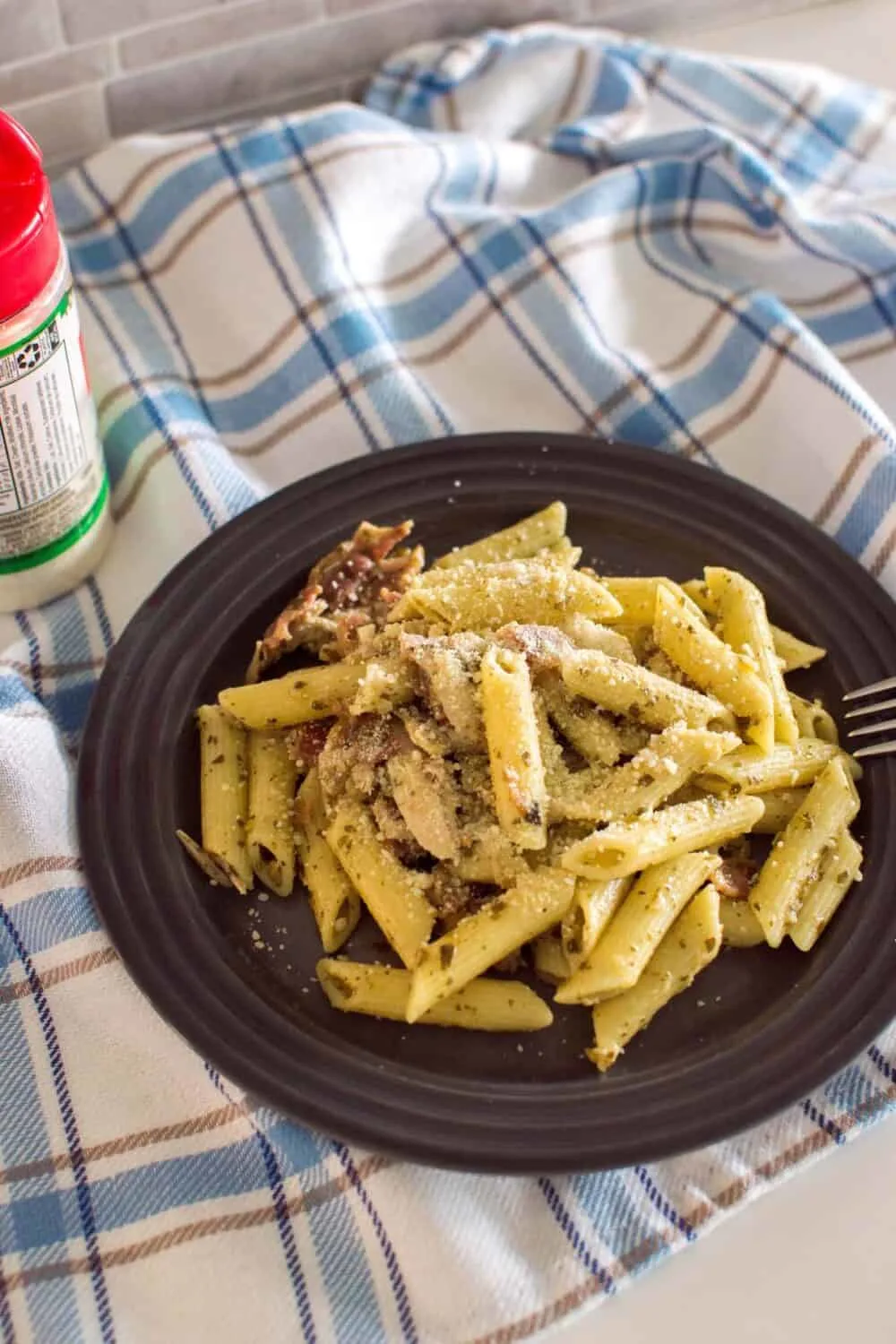 Craving a comforting meal without the fuss? Bacon and Chicken Pesto Pasta to the rescue! Embrace shortcuts for a homemade taste that's simply irresistible!