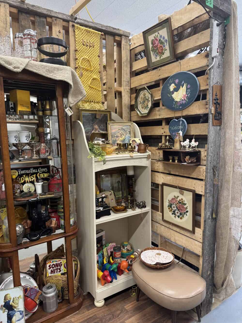 Antique and vintage mall booth